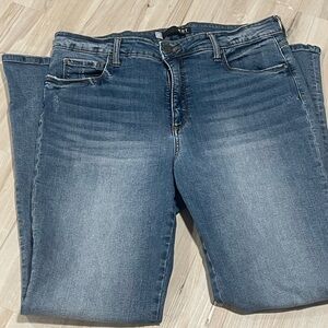 KUT from the Kloth Ana High Rise Fab Ab Flare Jeans – Like New